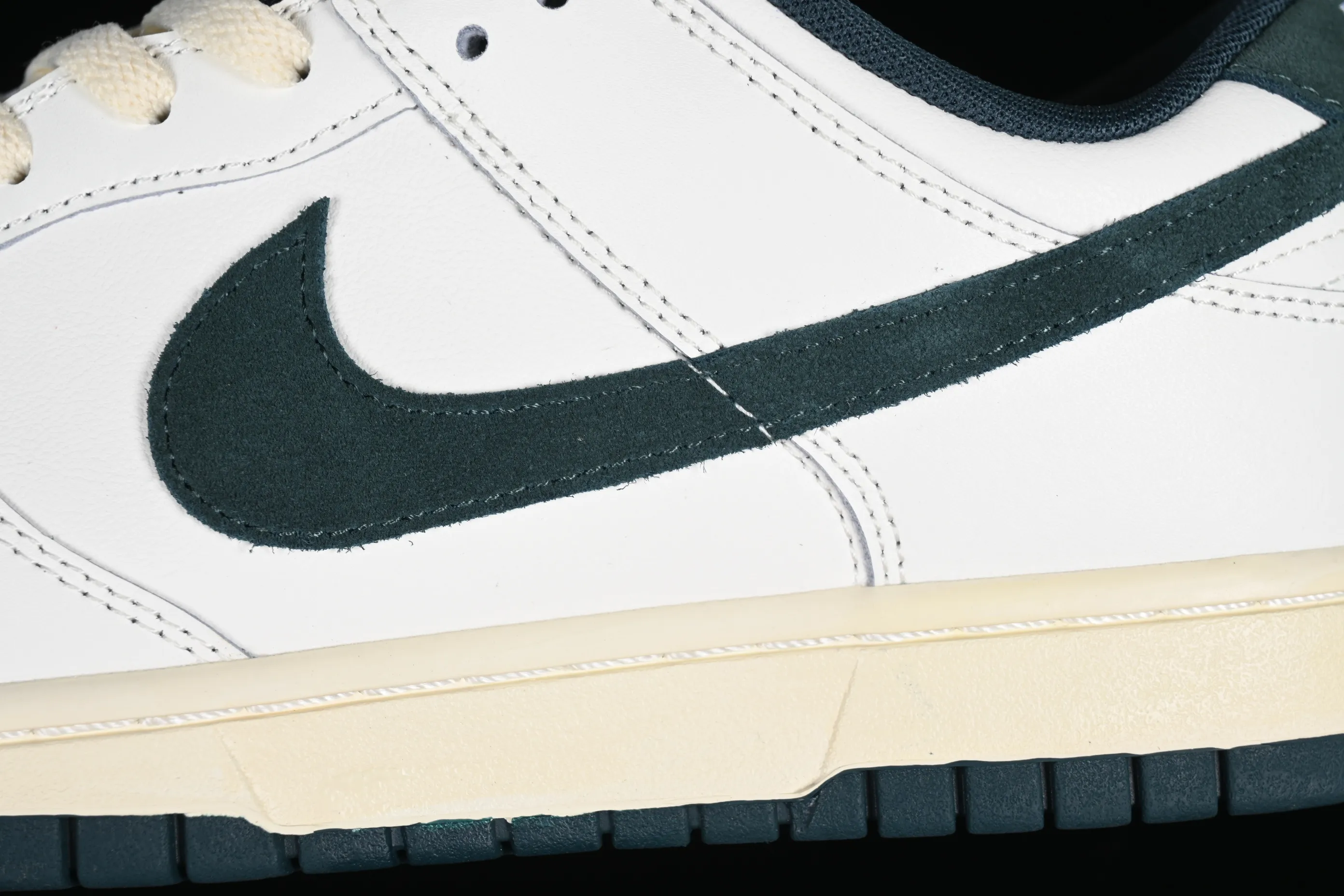 All categories Nk SB Dunk series Nk SB Dunk Low low-top sneakers Nk Dunk Low "Athletic Department" off-white green SB low-top sports and leisure sneakers FQ8080-133